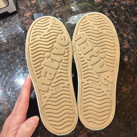 Native Jefferson Sugarlite Flax Tan Size C13 Unisex Gender Neutral - Picture 5 of 11